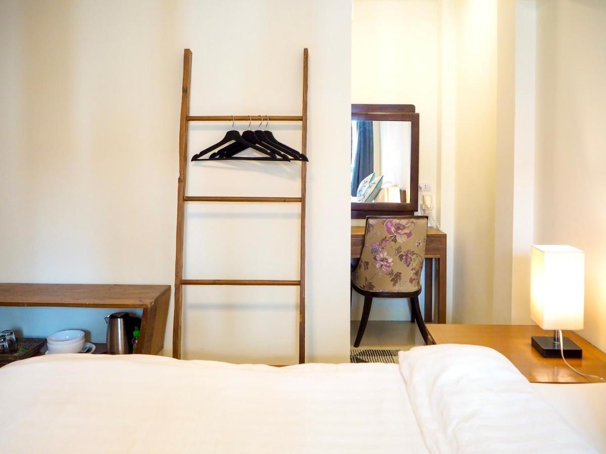 Baan Dan Ta Wan Nuea Hotel Chiang Mai Buitenkant foto